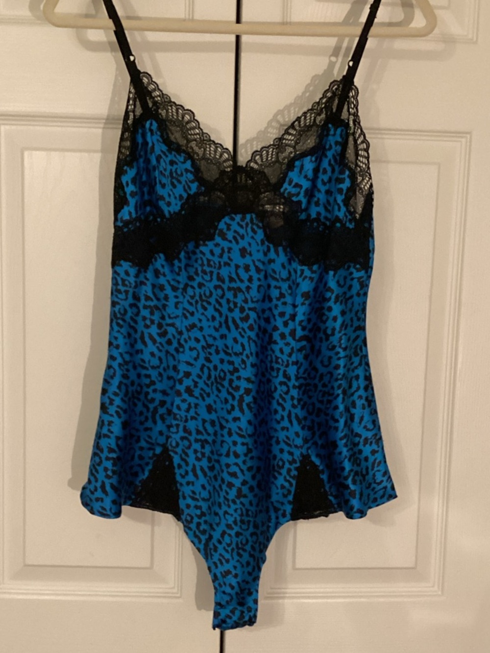 Victoria's Secret Blue Leopard Satin Chemise/Teddy Lingerie & Black Lace M